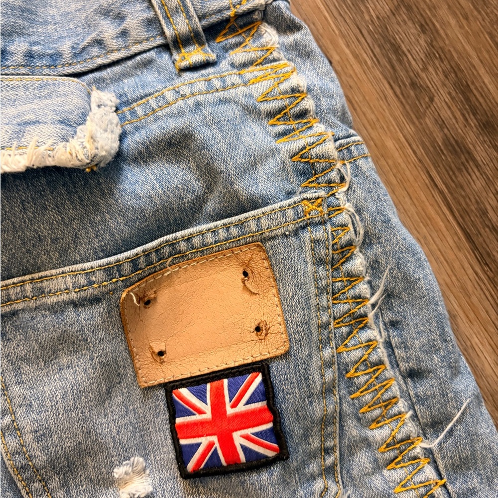Dolce & Gabbana Vintage Light Blue Denim Jeans - Picture 8 of 14